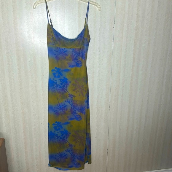 🔥 🆕 REVOLVE Miaou x Paloma Elsesser Thais Dress in Mud size small NWOT - Picture 5 of 12